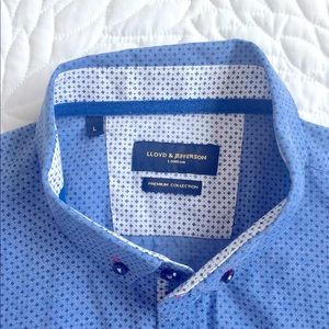 Men’s blue short sleeve button down L